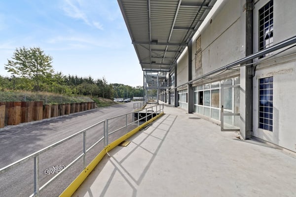 Atelier de 1000 m² à louer - Onnens 10