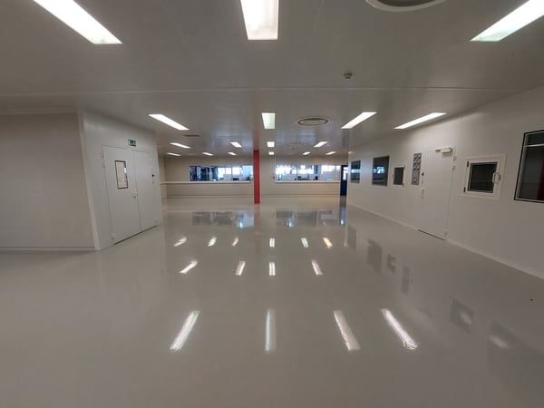 Surface 350 m2 - Laboratoire/salles blanches 4