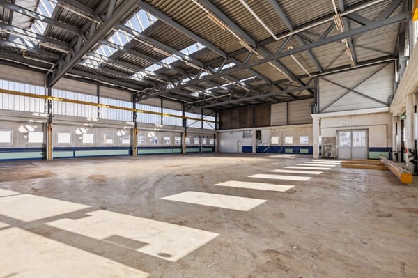 Gewerbehalle ideal für Produktion und Lagerung 1