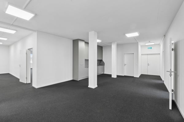 Neuer Raum für Ihre Ideen - top ausgebaute Büros/Praxisräume 3