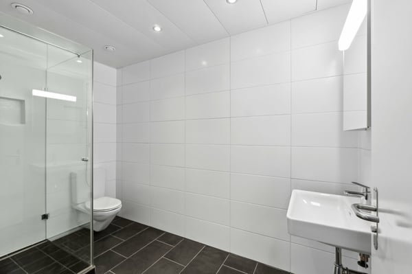 Neuer Raum für Ihre Ideen - top ausgebaute Büros/Praxisräume 6