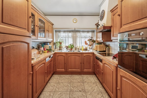 Immeuble Mixte en zone artisanale 6