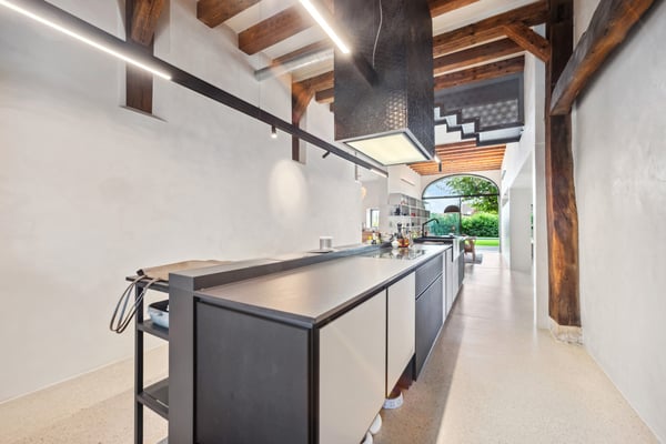 Superbe villa contemporaine avec piscine et studio 5