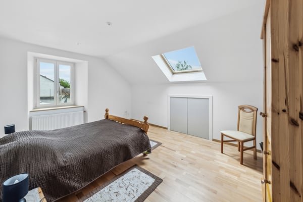 Grande maison rénovée de deux appartements ! 7