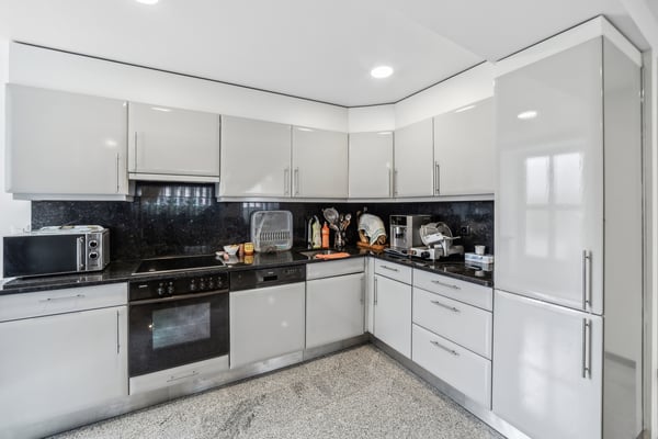 Grande maison rénovée de deux appartements ! 3