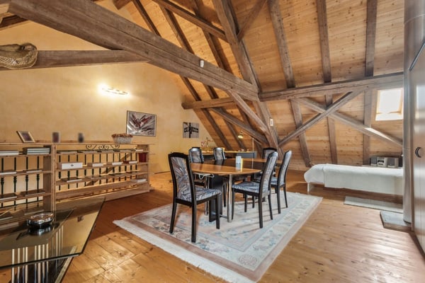 Propriété au charme authentique, finitions soignées et grand jardin 13