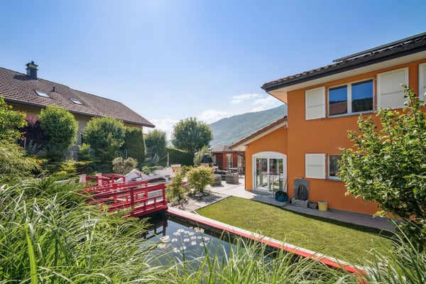 Maison en parfait état avec vue imprena…