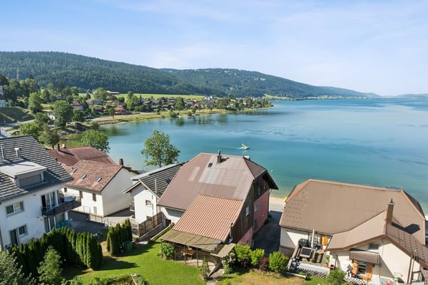 Immeuble avec potentiel promotionnel - vue imprenable sur le lac de Jo 1