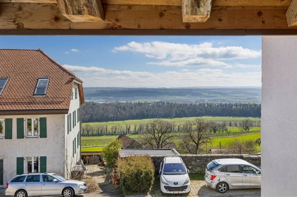 Propriété d'exception de deux logements avec vue panoramique ! 8
