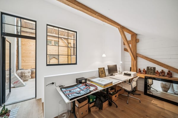 Propriété d'exception de deux logements avec vue panoramique ! 12