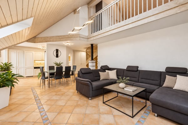 Très beau duplex de 4.5pcs avec indépendance de 61m²