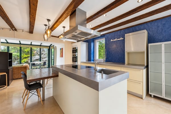 Maison villageoise d'exception au coeur de Sullens ! 4