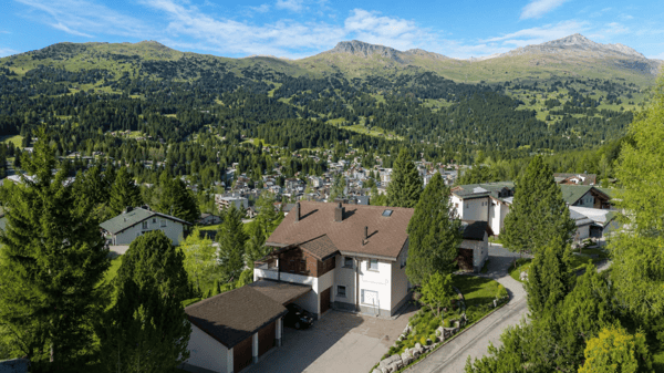 Charmante 3-Zimmerwohnung am Sonnenhang von Lenzerheide 12