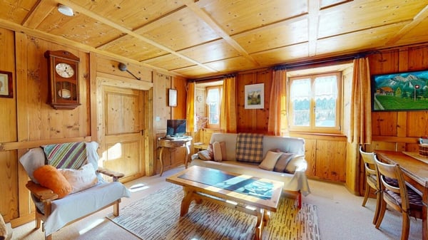 Mehrfamilienhaus mit 3 Wohnungen 2