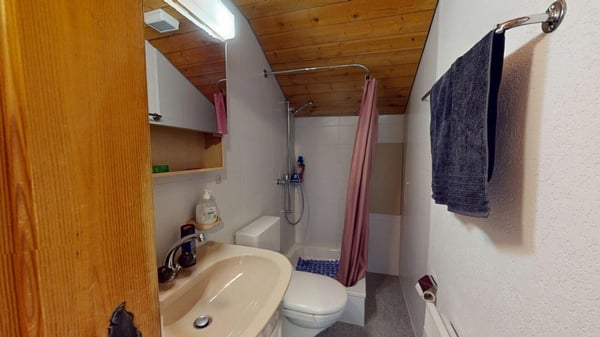Mehrfamilienhaus mit 3 Wohnungen 21