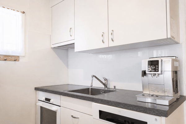 Schöne 3.5 Zimmerwohnung am Sonnenhang 4