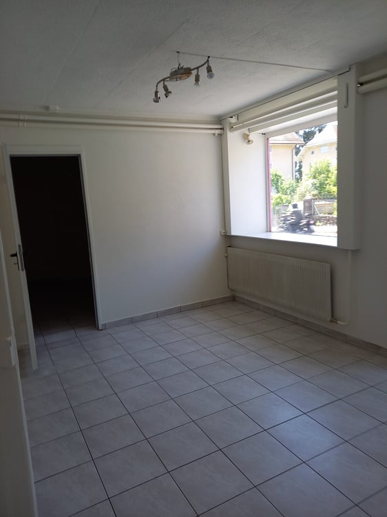 Local commercial de 35 m² à louer – Route Aloys-Fauquez 44, Lausanne 4