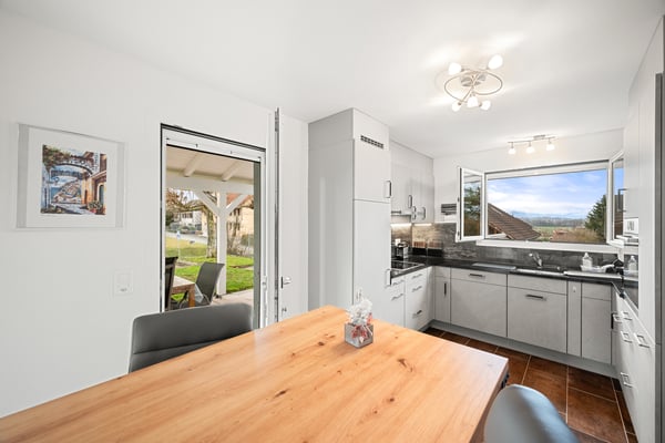 A vendre villa de caractère au charme intemporel 5