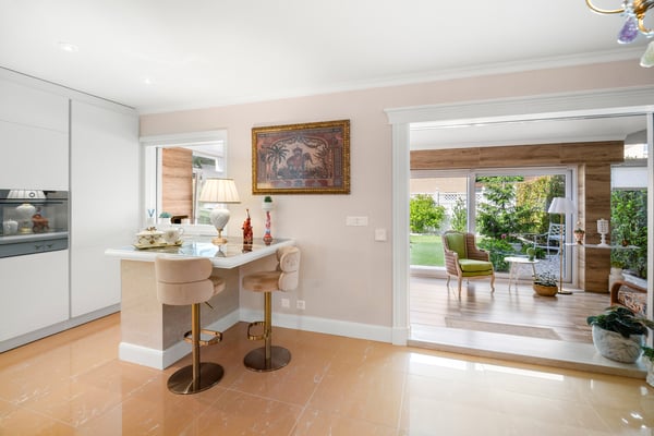 Villa 5,5 pièces au charme méditerranéen avec jardin et cuisine d'été 4