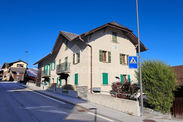 IMMEUBLE DE RENDEMENT AVEC POTENTIEL DE DÉVELOPPEMENT 3