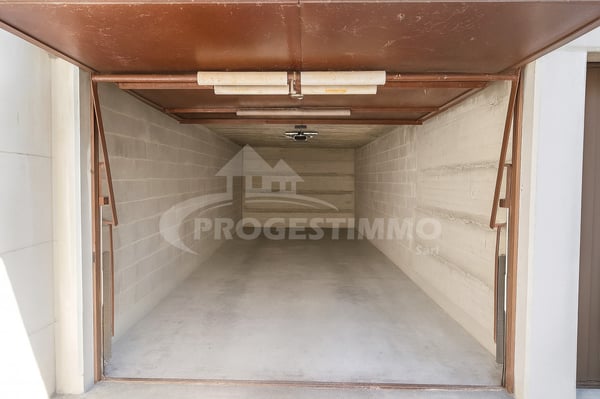 SUPERBE APPARTEMENT 1.5 PIECES ENTIÈREMENT RÉNOVÉ 10