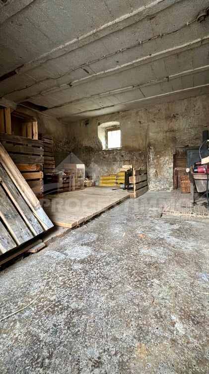 IMMEUBLE A FORT POTENTIEL - DEUX LOGEMENTS ET GRANGES TRANSFORMABLES 7