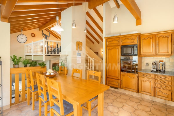 UN VÉRITABLE COUP DE COEUR, MAISON LUMINEUSE AVEC PANORAMA EXCEPTIONNEL 11