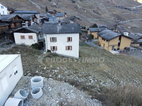 OPPORTUNITÉ RARE : TROIS TERRAINS CONSTRUCTIBLES À MARTIGNY-CROIX 3