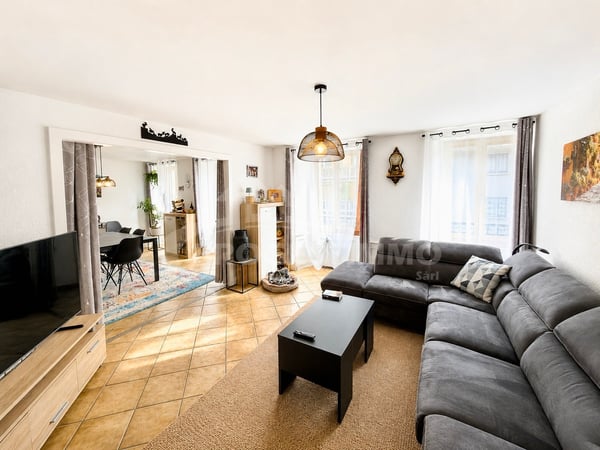 APPARTEMENT DE CHARME AVEC SPACIEUSE TERRASSE PANORAMIQUE 3