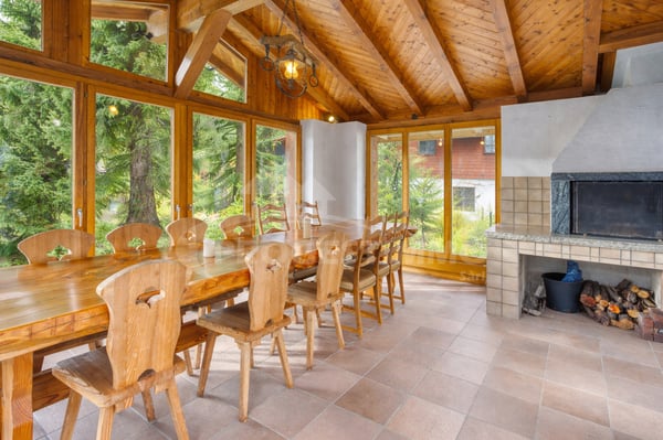 ENSEMBLE IMMOBILIER AVEC TERRAIN CONSTRUCTIBLE EN STATION 7