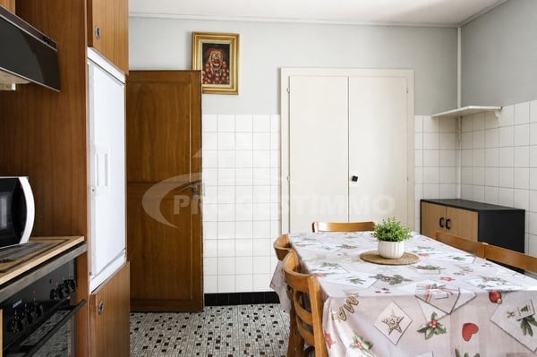 MAISON VILLAGEOISE DE DEUX LOGEMENTS 9