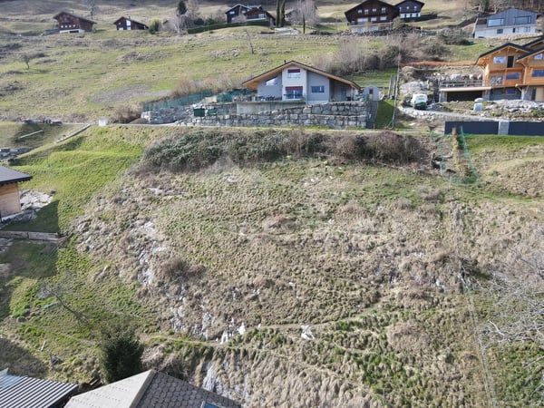 TERRAIN À BÂTIR - CALME, ENSOLEILLÉ ET VUE SUR LES DENTS DU MIDI 6