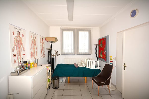Immeuble rénové 100% loué, hyper-centre, avec salle des coffres-forts à valoriser 13