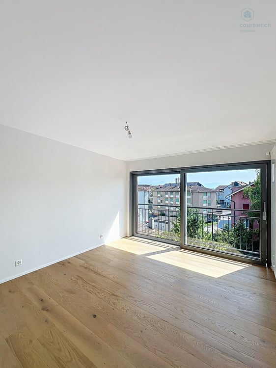 Immeuble rénové 100% loué, hyper-centre, avec salle des coffres-forts à valoriser 3