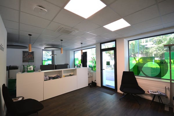 Immeuble rénové 100% loué, hyper-centre, avec salle des coffres-forts à valoriser 12