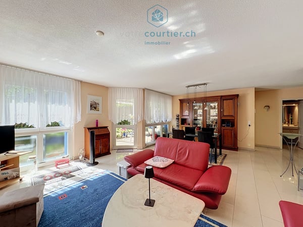 Appartement, terrasse et jardin, au calme en ville, proche HFR et gare 3