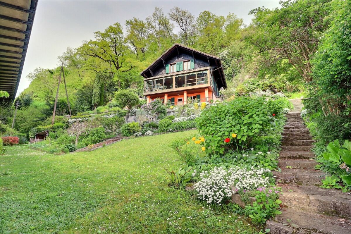 Terrain avec fort potentiel - Villeneuve