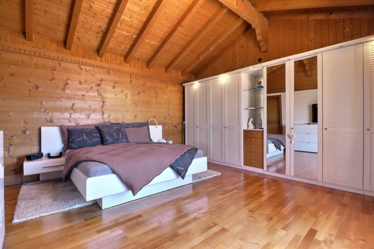Magnifique chalet avec vue sur le lac et les montagnes