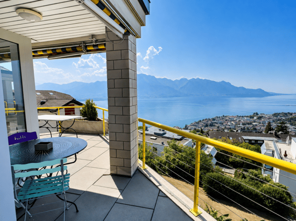 Attique d'exception avec vue panoramique sur le lac et les montagnes 15