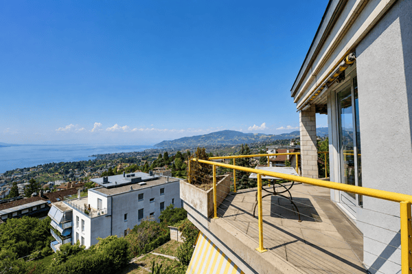 Attique d'exception avec vue panoramique sur le lac et les montagnes 16