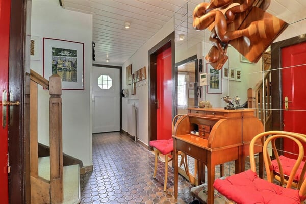 Chalet avec fort potentiel à Villeneuve 17