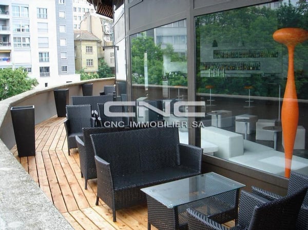 Surface modulable en plein centre ville de Fribourg 5