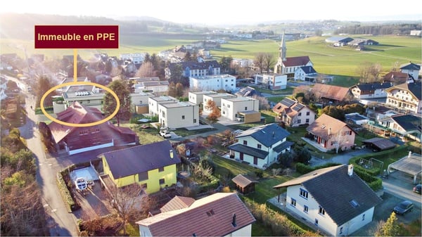 Attique 4.5 pièces dans nouvelle promotion de 3 appartements 4