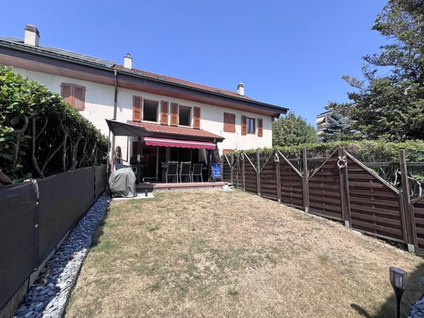 Charmante maison mitoyenne de 5.5 pièces 1