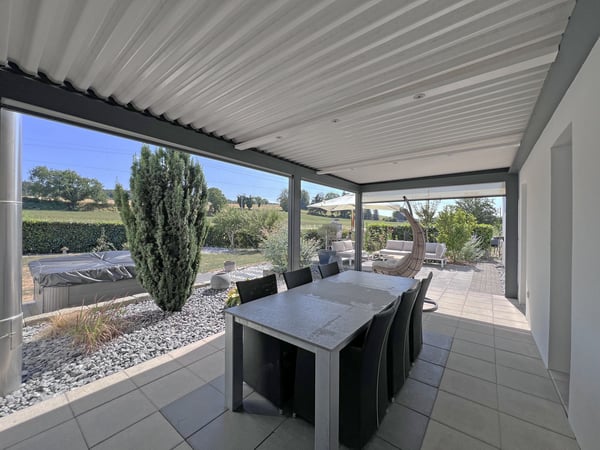 Villa individuelle et contemporaine de 3.5 pièces sans vis-à-vis 8