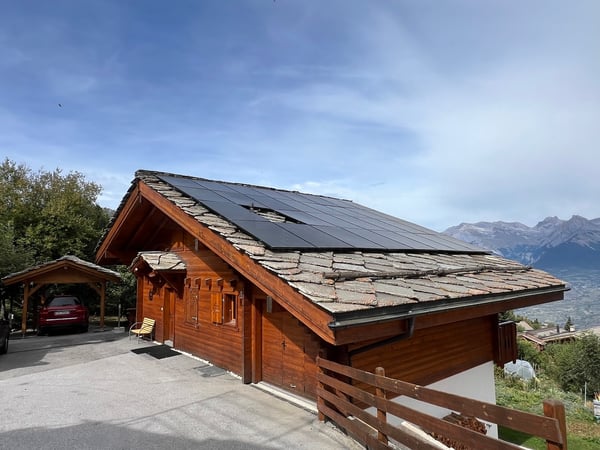 Magnifique chalet 7,5 pièces avec vue imprenable 2