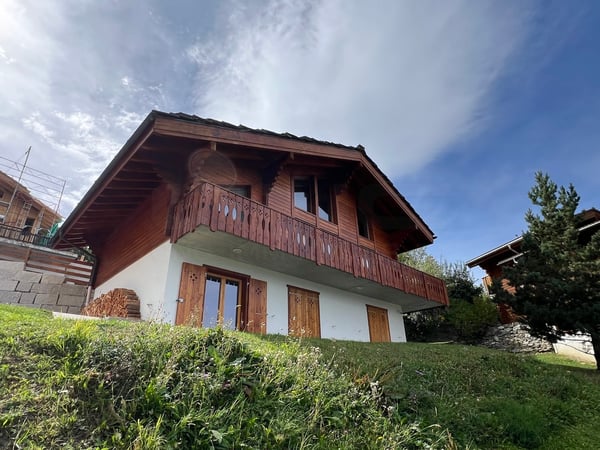 Magnifique chalet 7,5 pièces avec vue imprenable 3