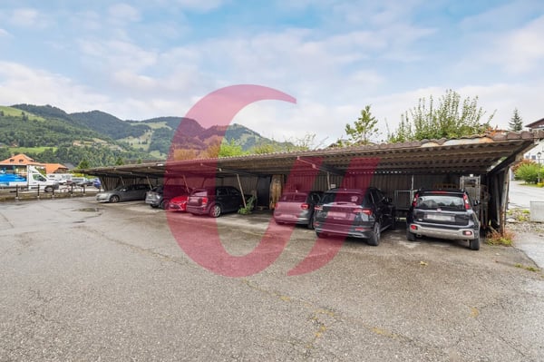 Immeuble commercial au centre de Charmey ! 3