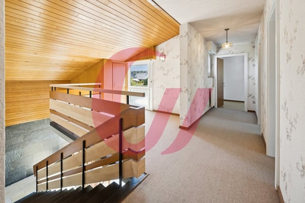 Maison de 7.5 pièces sise sur 3 niveaux 8