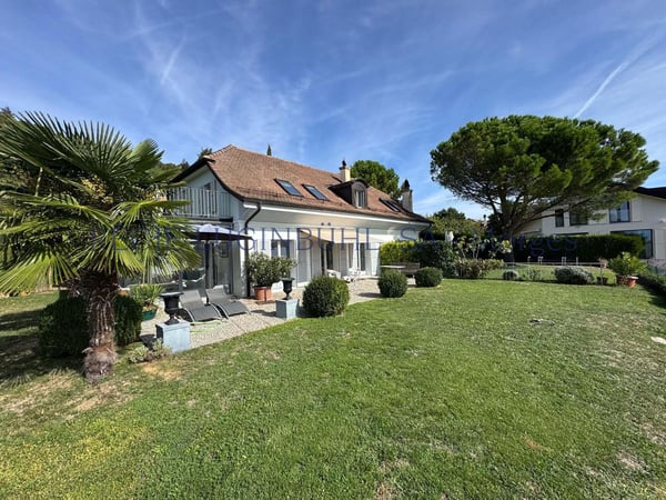 À Saisir ! Villa d'exception avec vue sur le lac Léman